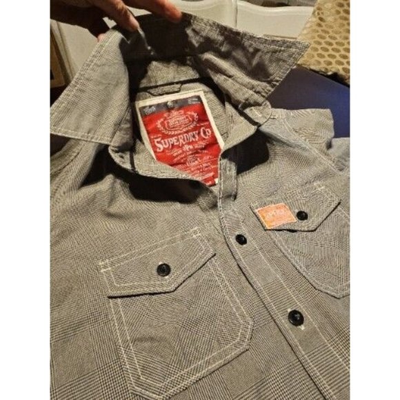 VVGC - as good as NEW, Crisp Superdry Mens Checked Shirt size S - 18inch pit-pit - Picture 6 of 9